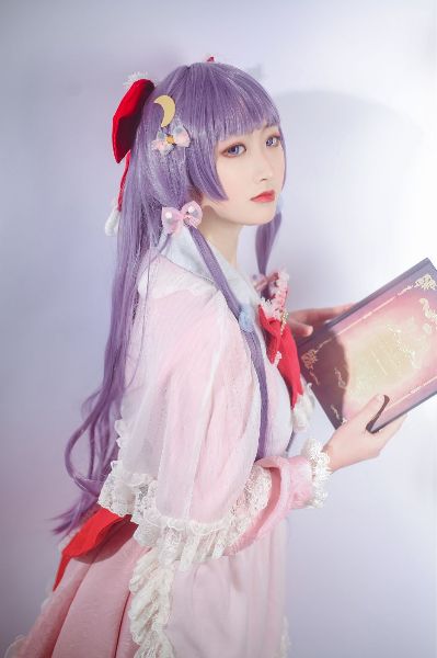 星雨魔法店 東方プロジェクト パチュリー・ノーレッジ コスプレ すれ違っ