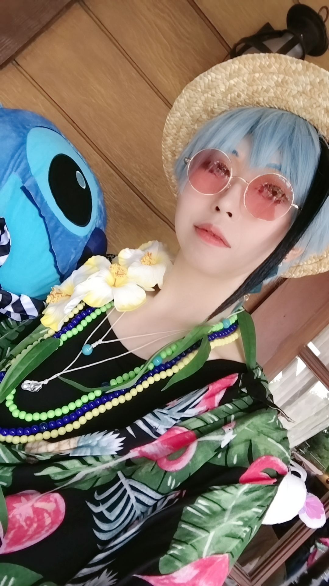 スイスイフロイド | 「コスらぼっ!」コスプレイヤーのためのSNSアプリ