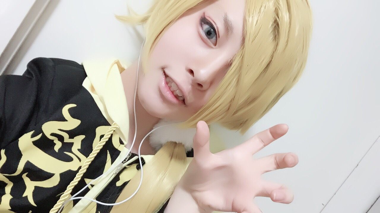 初だし獅子王 コスらぼっ コスプレイヤーのためのsnsアプリ